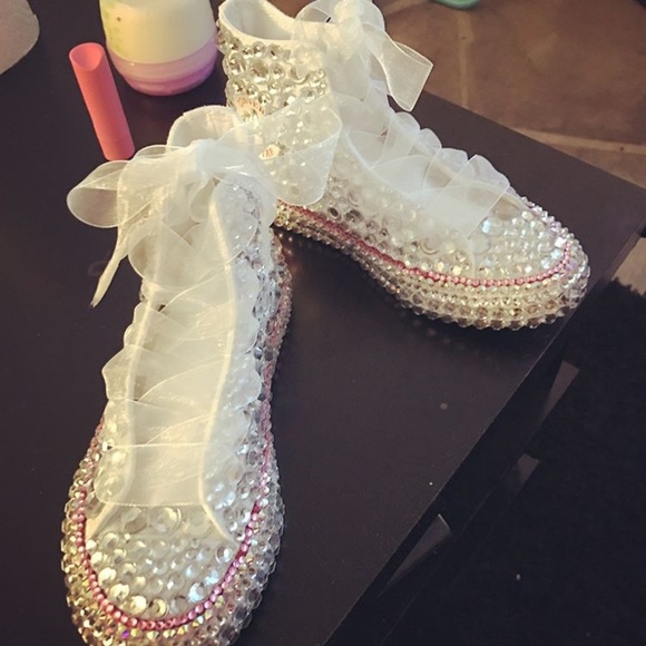 Costume sneakers one of a kind - Picture 2 of 3